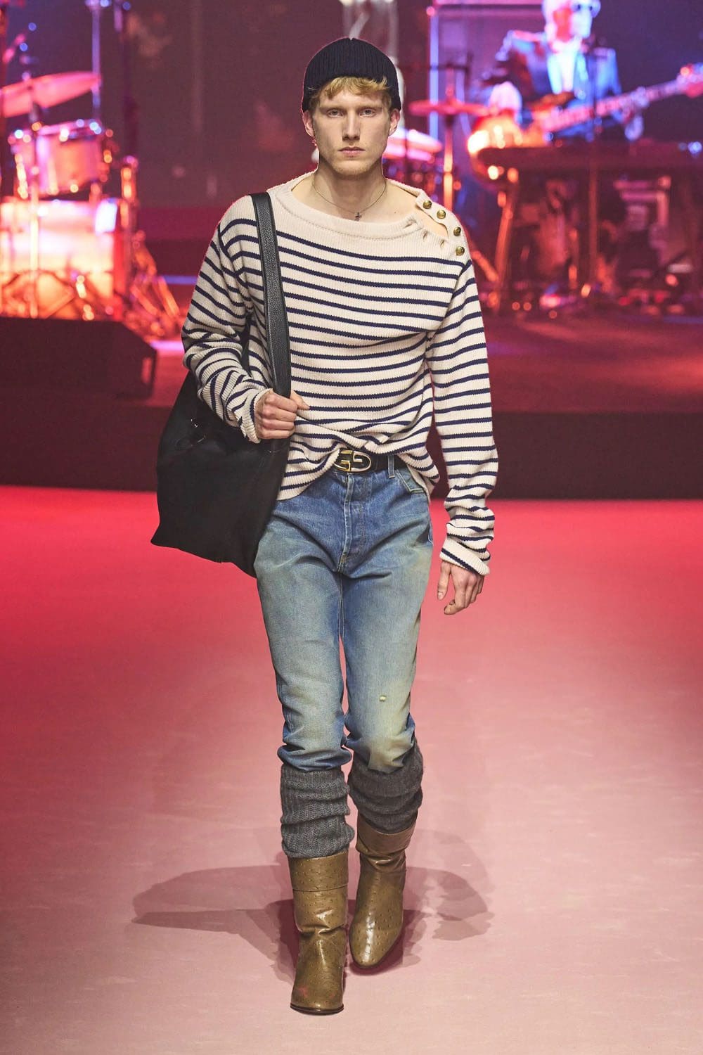 Gucci Fall Winter 2023 2024 Runway Magazine 29