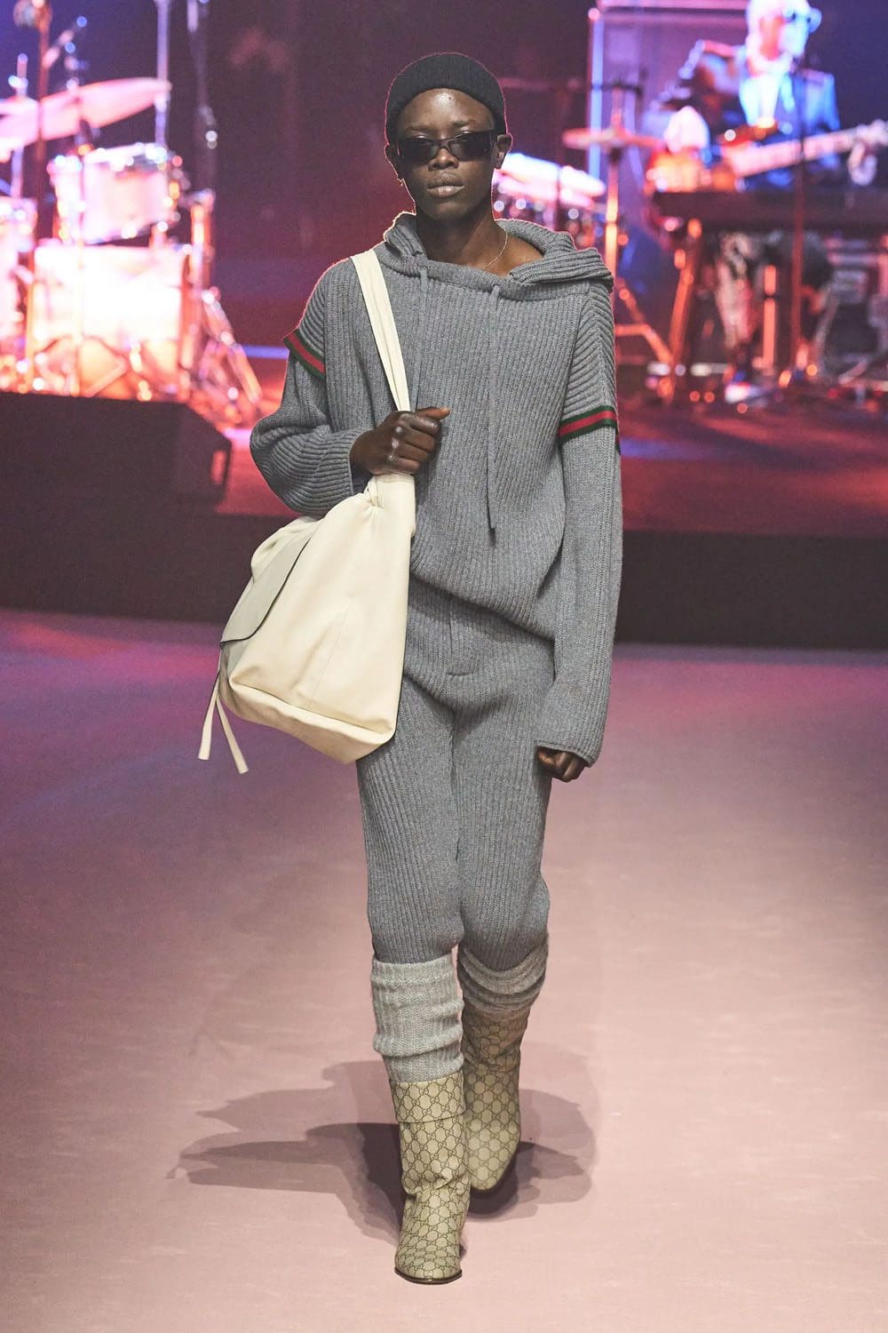 Gucci Fall Winter 2023 2024 Runway Magazine 33