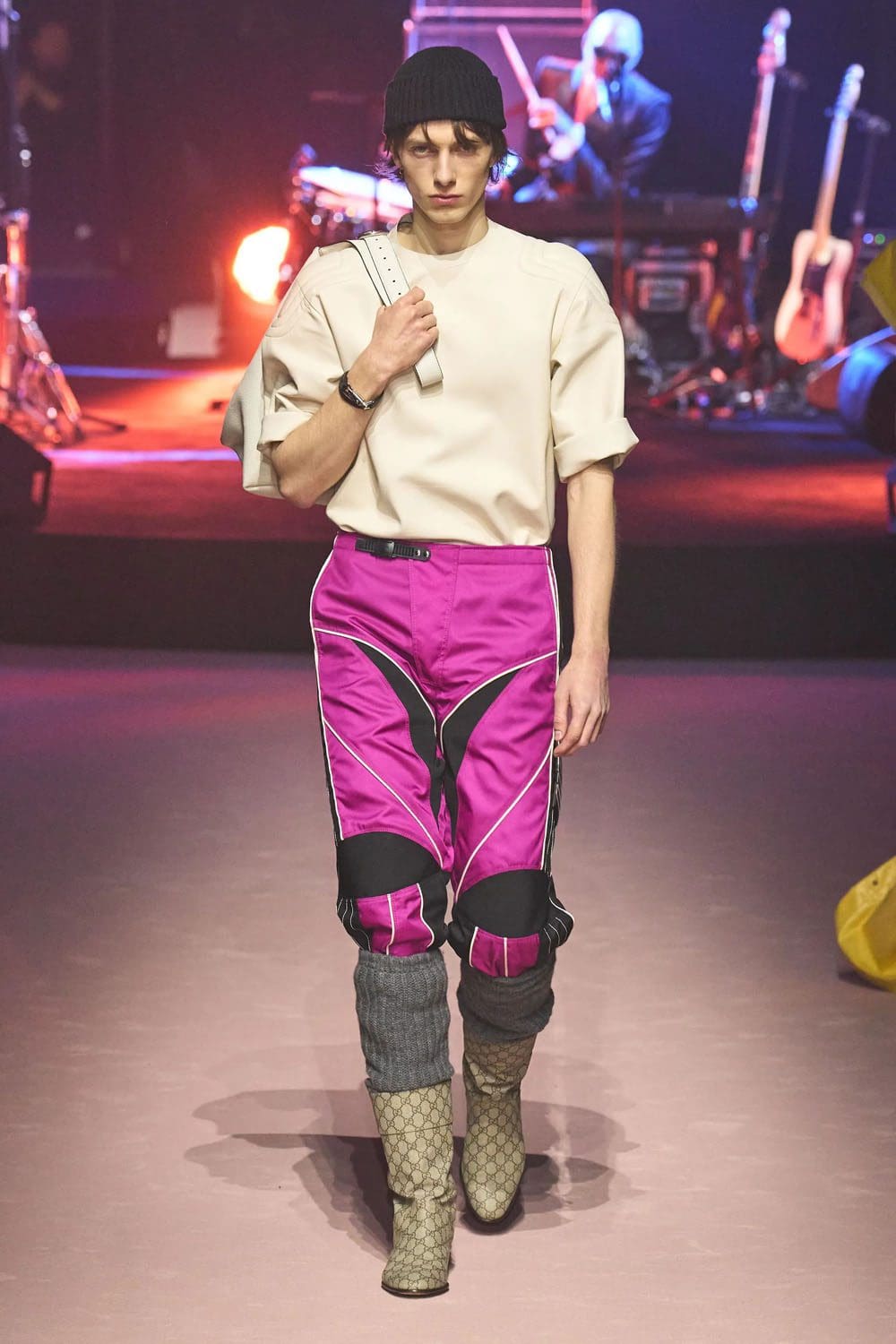 Gucci Fall Winter 2023 2024 Runway Magazine 36