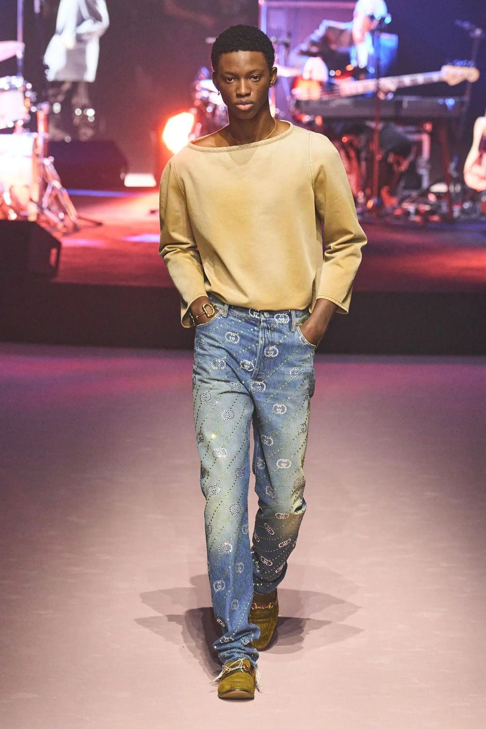 Gucci Fall Winter 2023 2024 Runway Magazine 41