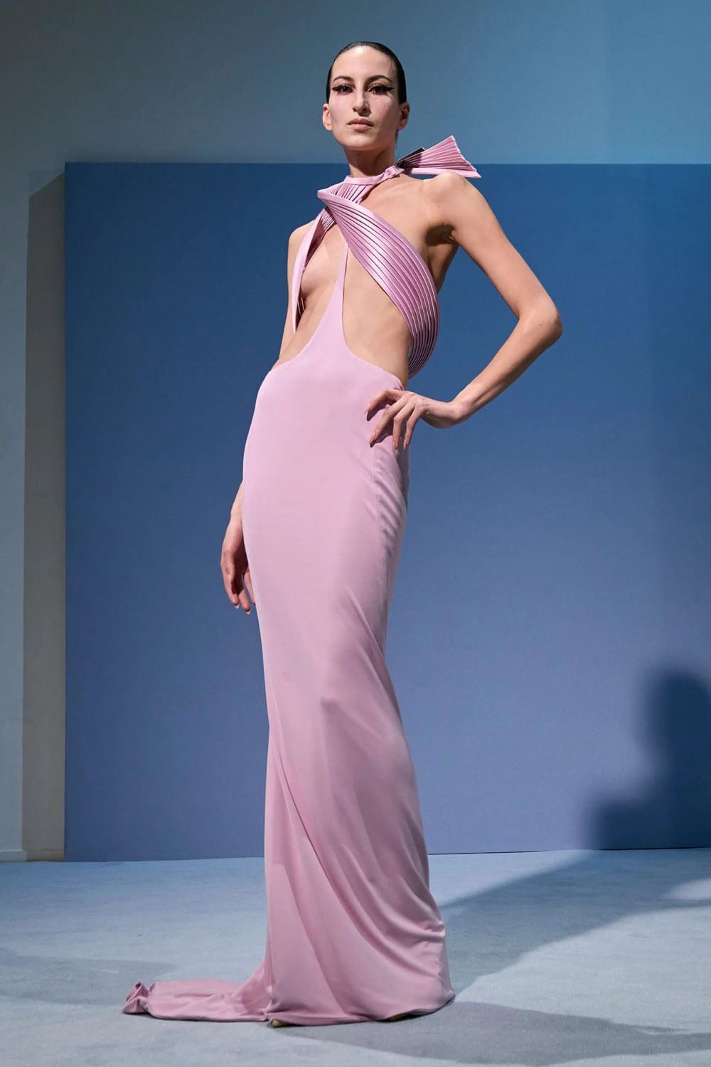 Jean Paul Gaultier 高级定制春夏 2023 海德尔阿克曼 Runway 23杂志