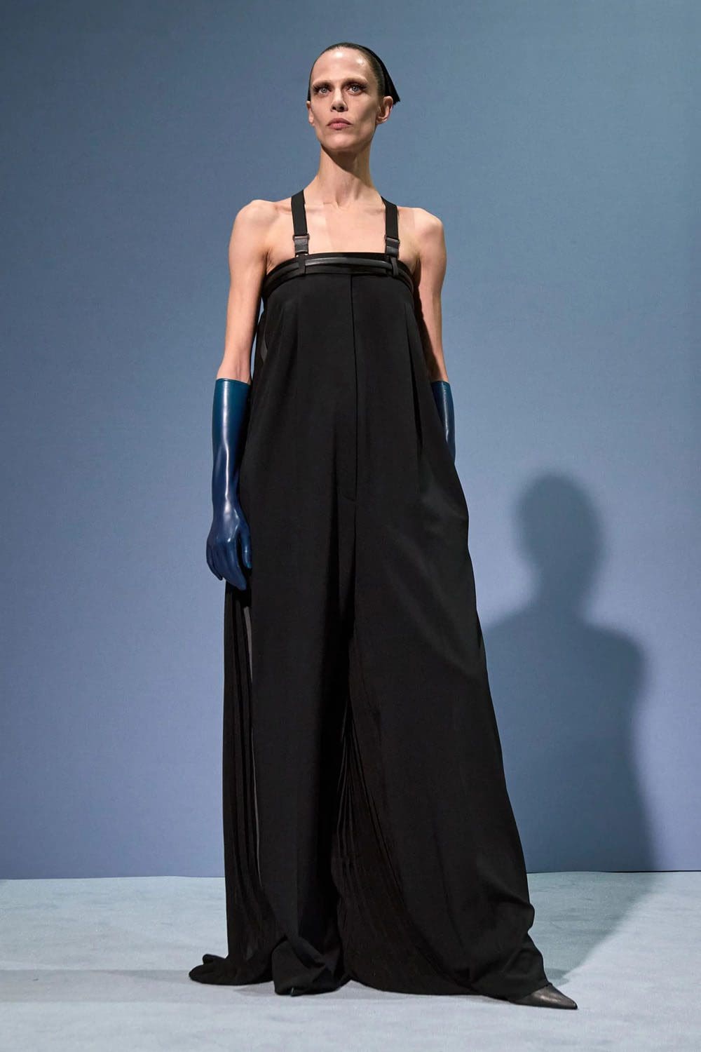 Jean Paul Gaultier 高级定制春夏 2023 海德尔阿克曼 Runway 32杂志