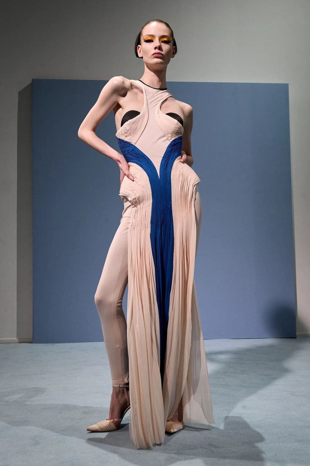 Jean Paul Gaultier 高级定制春夏 2023 海德尔阿克曼 Runway 8杂志
