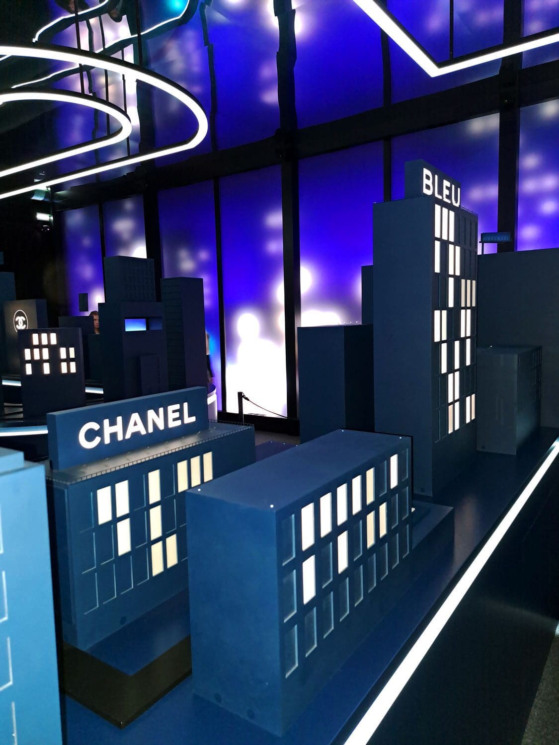 Exposition immersive Le Grand Numero de Chanel par RUNWAY CHARGEUR 22