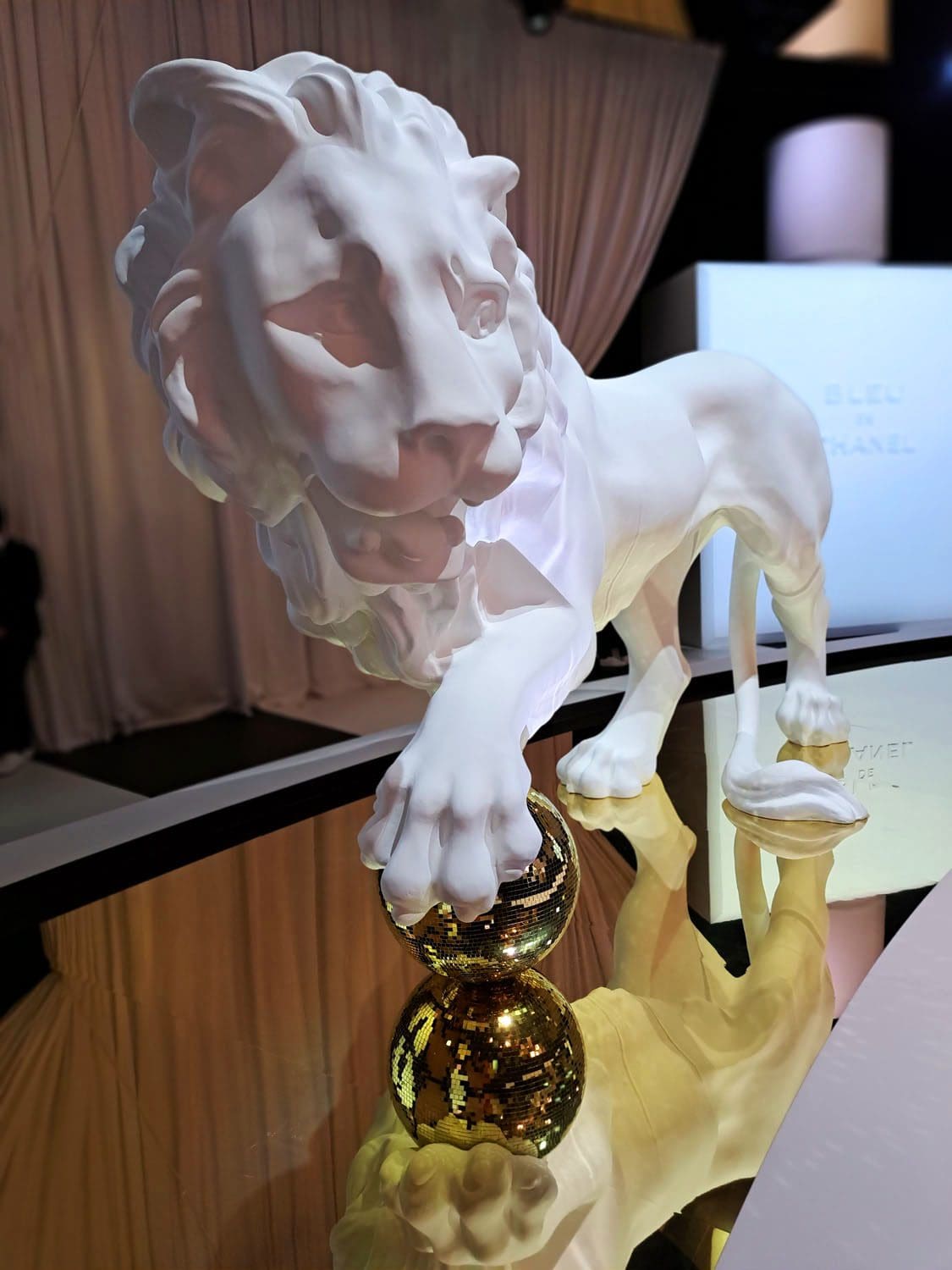 Exposition immersive Le Grand Numero de Chanel par RUNWAY CHARGEUR 4