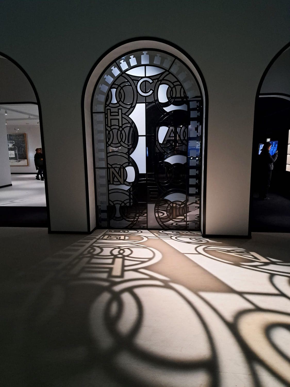 Exposition immersive Le Grand Numero de Chanel par RUNWAY CHARGEUR 6
