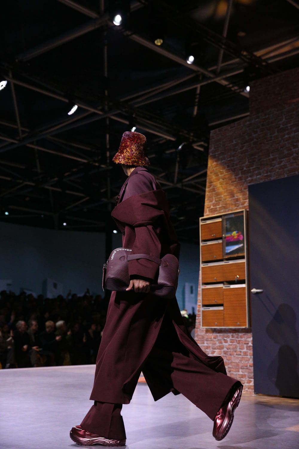 路易威登秋冬系列 2023 2024 男装特写细节 Runway 28杂志