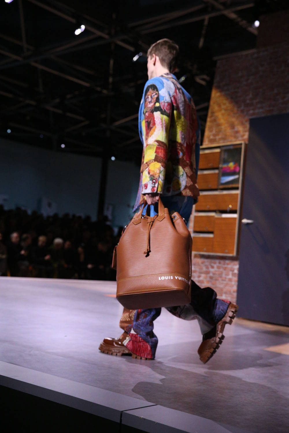 路易威登秋冬系列 2023 2024 男装特写细节 Runway 38杂志