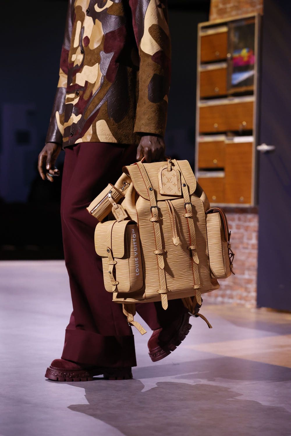 路易威登秋冬系列 2023 2024 男装特写细节 Runway 64杂志