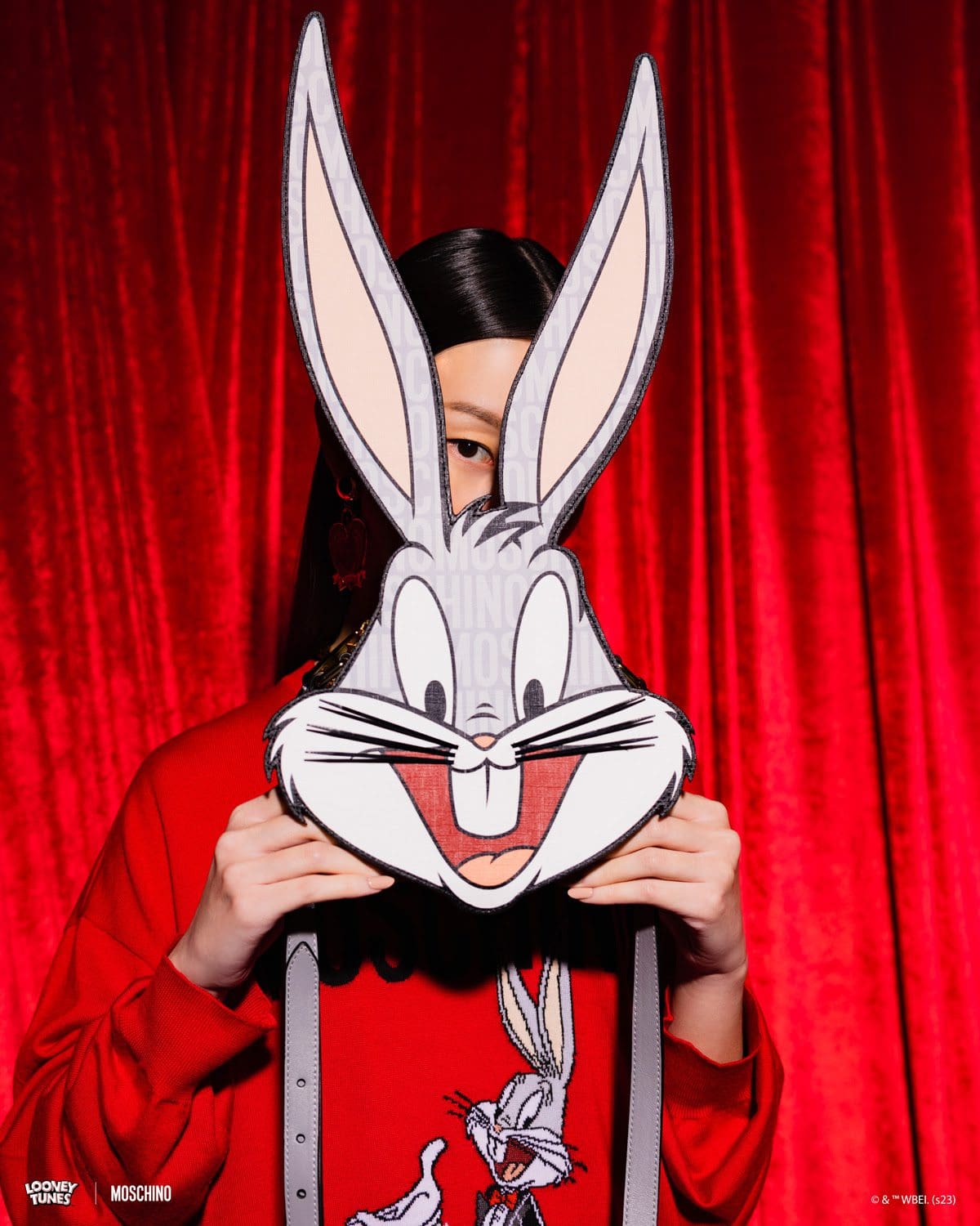 Moschino Bugs Bunny colección cápsula Runway Magazine 5