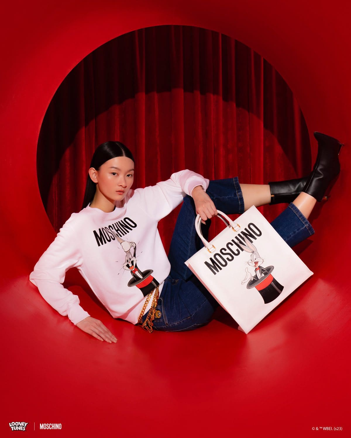 Moschino Bugs Bunny colección cápsula Runway Magazine 7