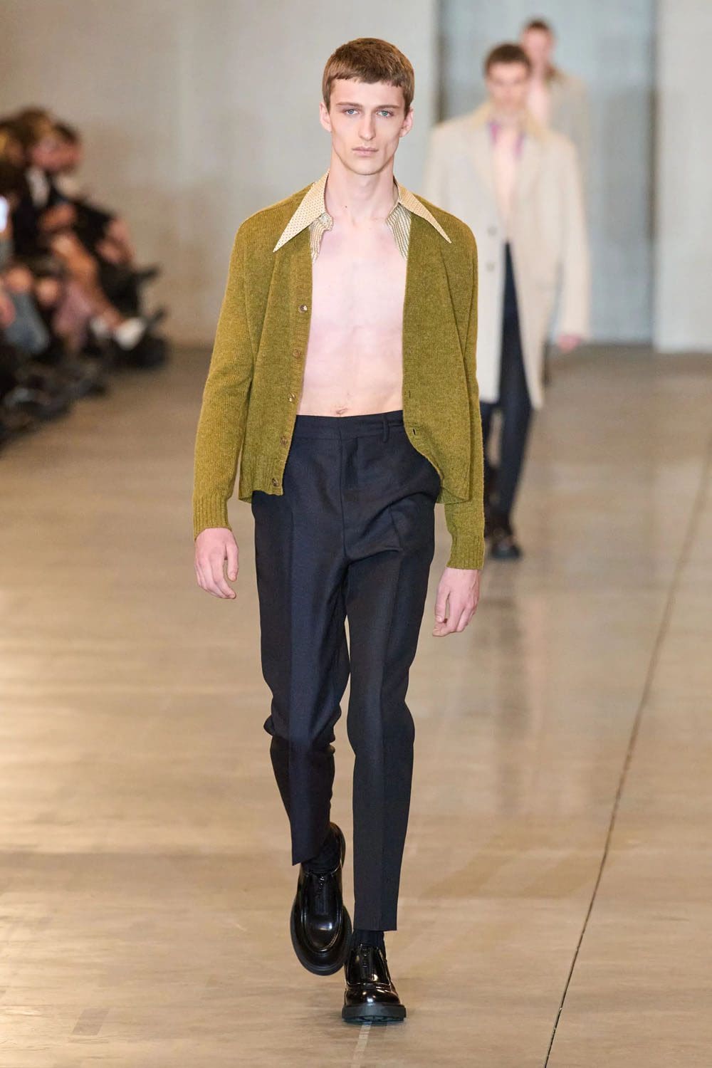 Prada Otoño Invierno 2023 2024 Ropa de Caballero Runway Magazine 42