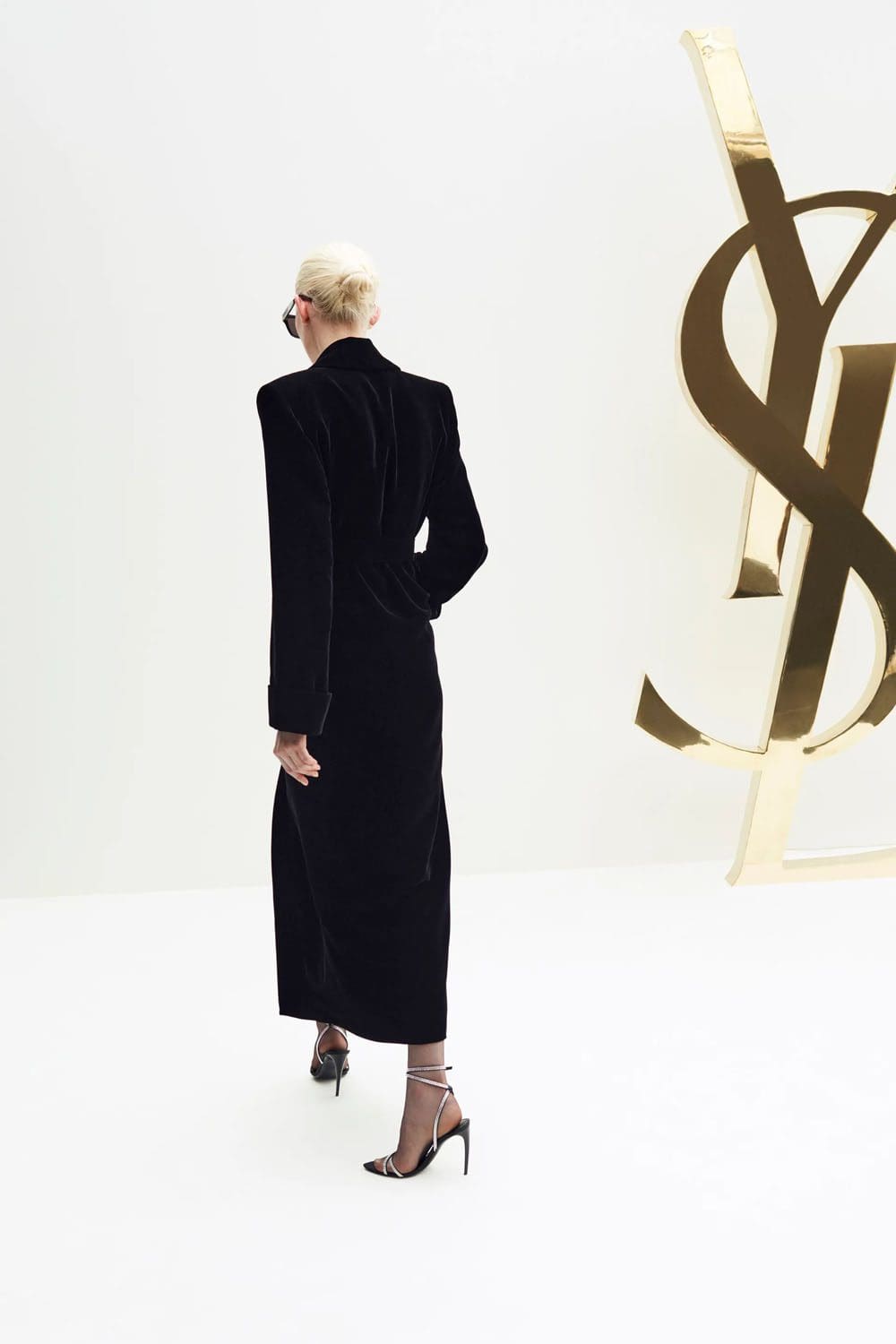 Complejo turístico Saint Laurent 2023 Runway Magazine 51