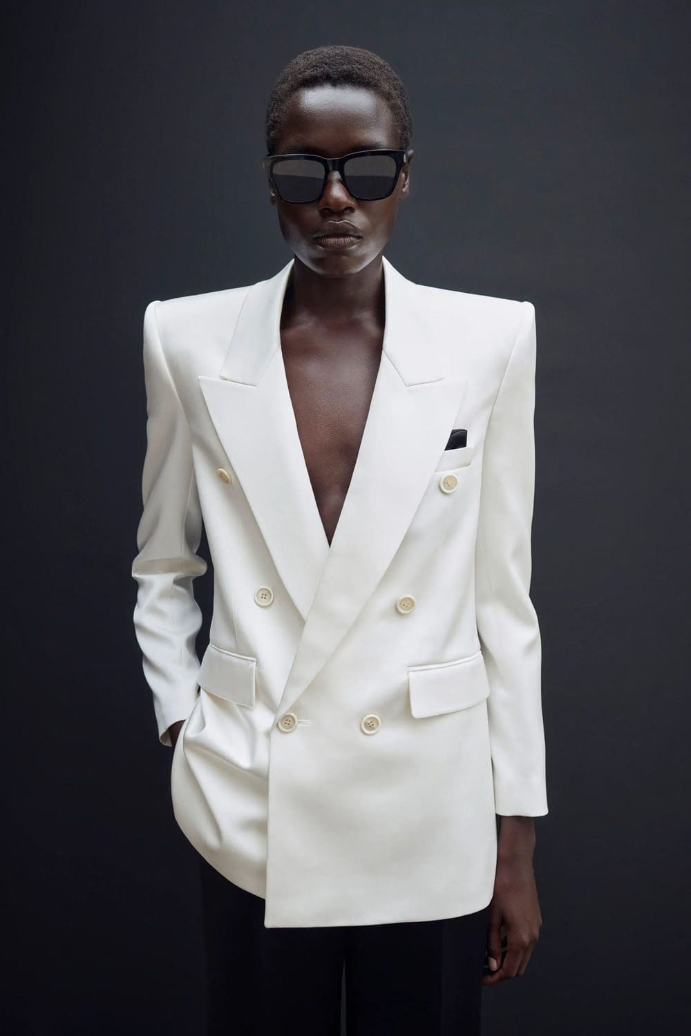 Complejo turístico Saint Laurent 2023 Runway Magazine 59