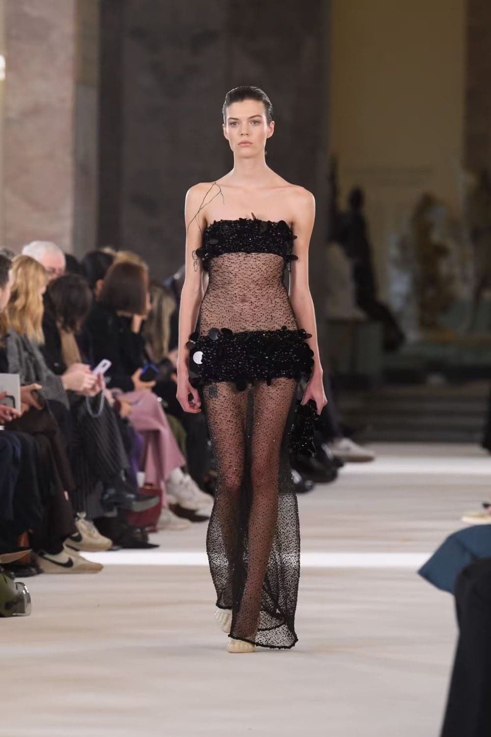 Schiaparelli Taxidermie Haute Couture Printemps Été 2023 Runway Revue 10 1