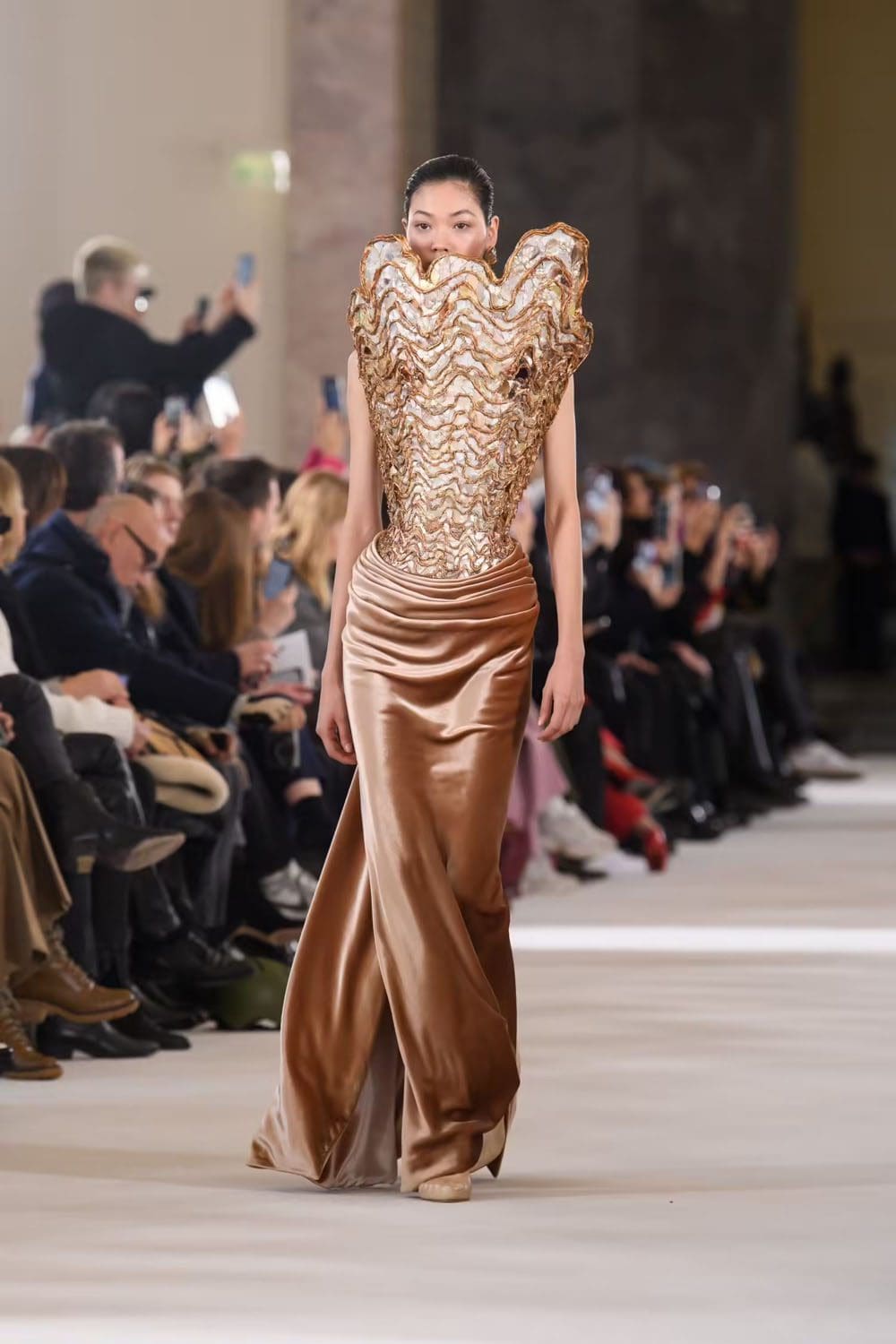 Schiaparelli Taxidermie Haute Couture Printemps Été 2023 Runway Revue 15 1