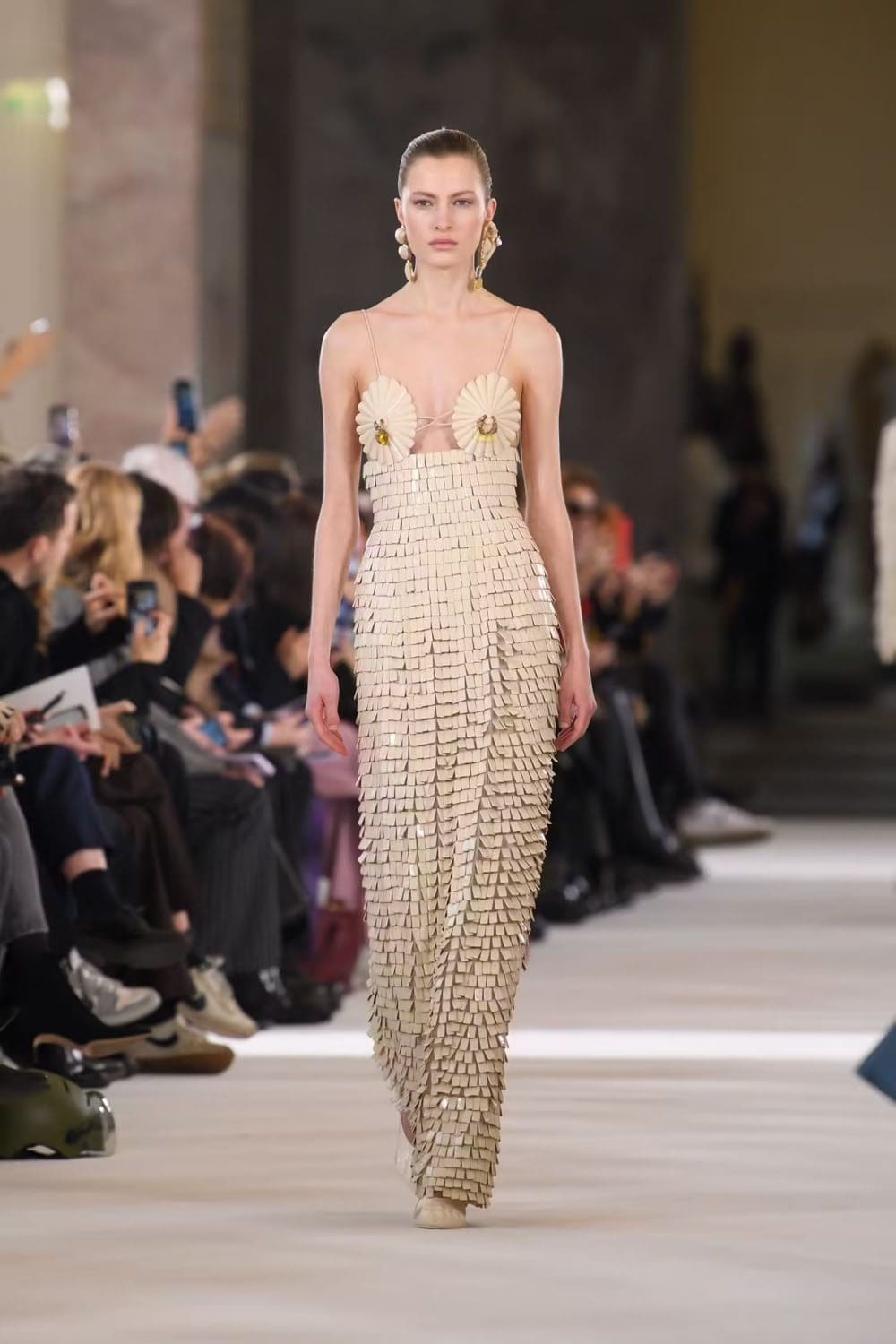 Schiaparelli Taxidermie Haute Couture Printemps Été 2023 Runway Magazine 23