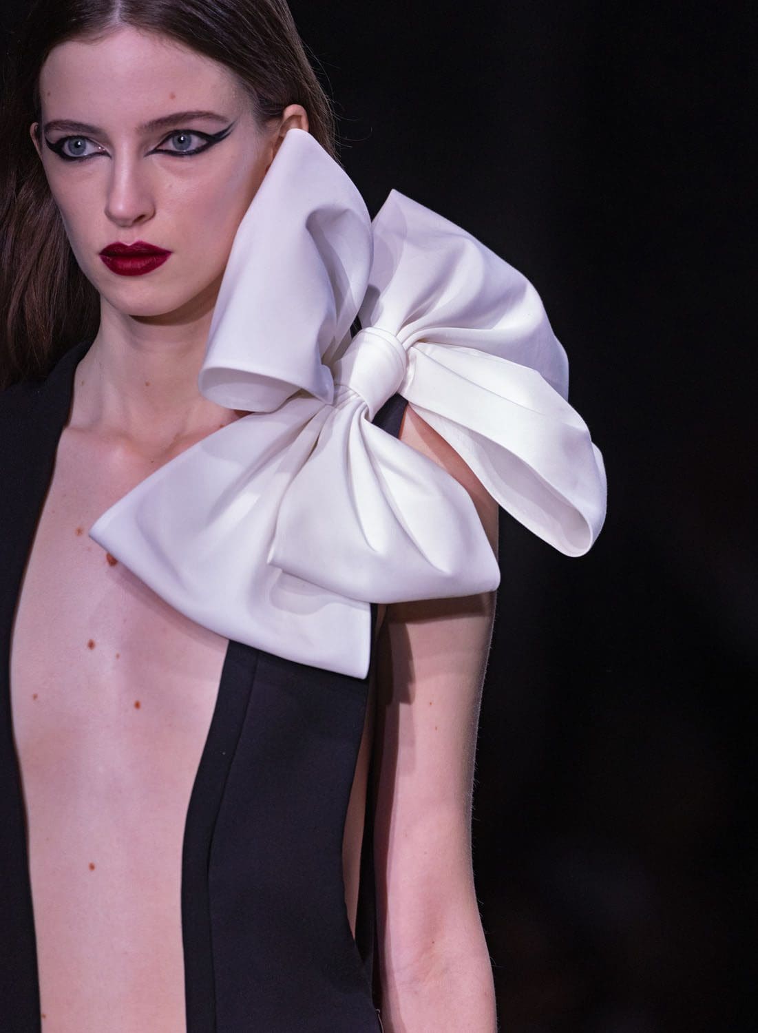 Valentino Couture Printemps Été 2023 Détails Gros plan Runway Magazine 12