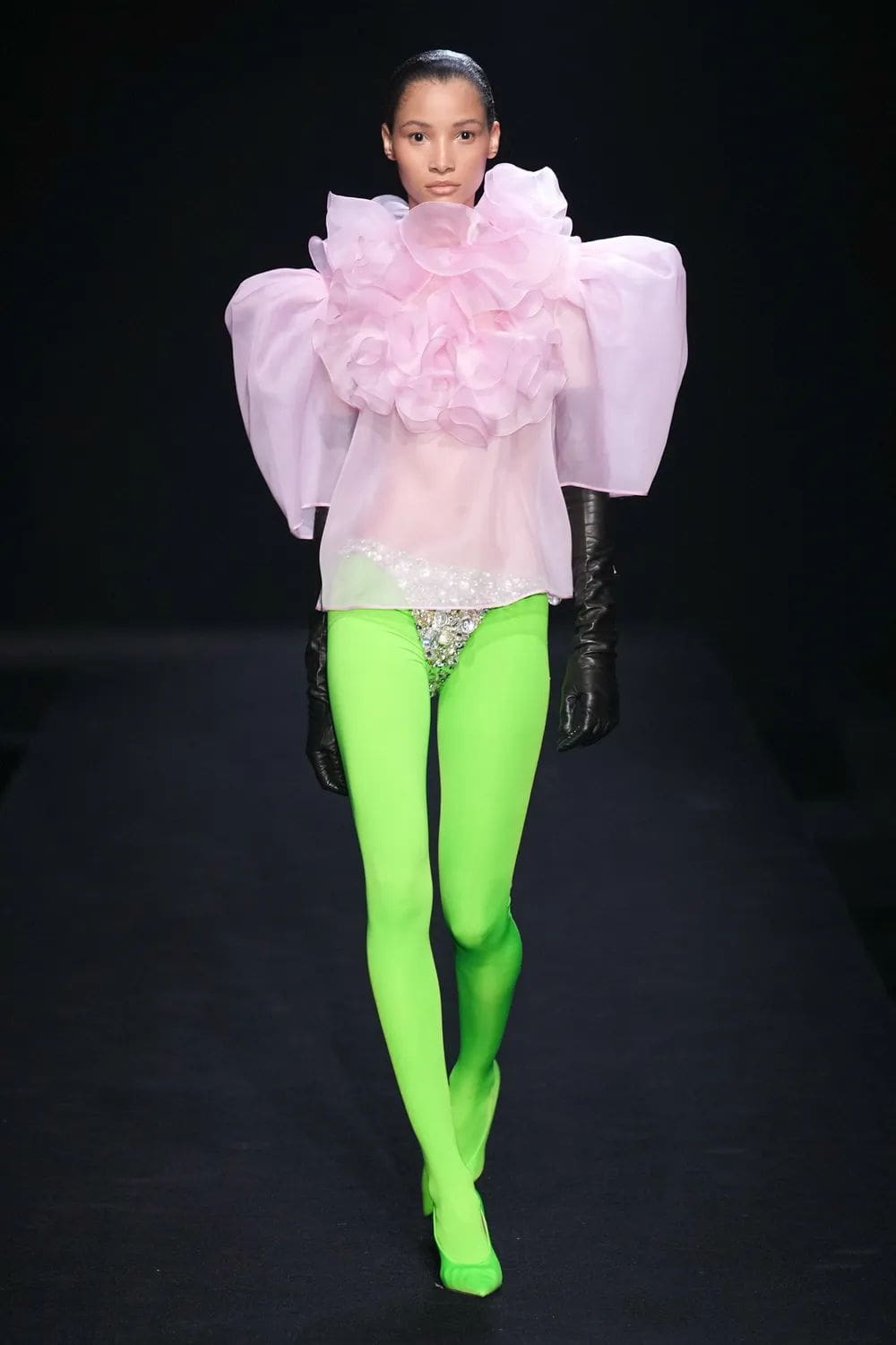 Valentino Haute Couture Printemps Été 2023 Runway Magazine 15