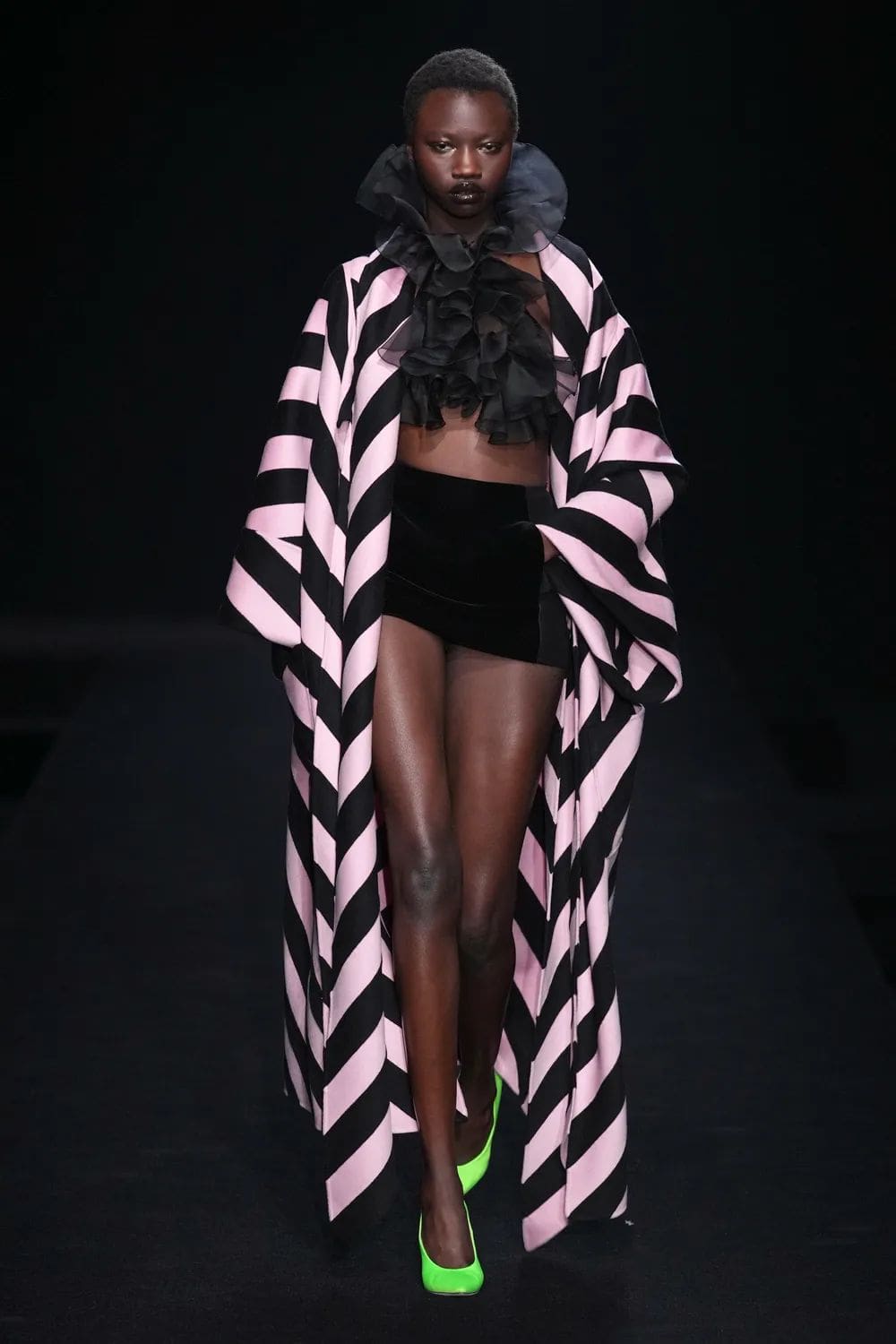 Valentino Haute Couture Printemps Été 2023 Runway Magazine 19