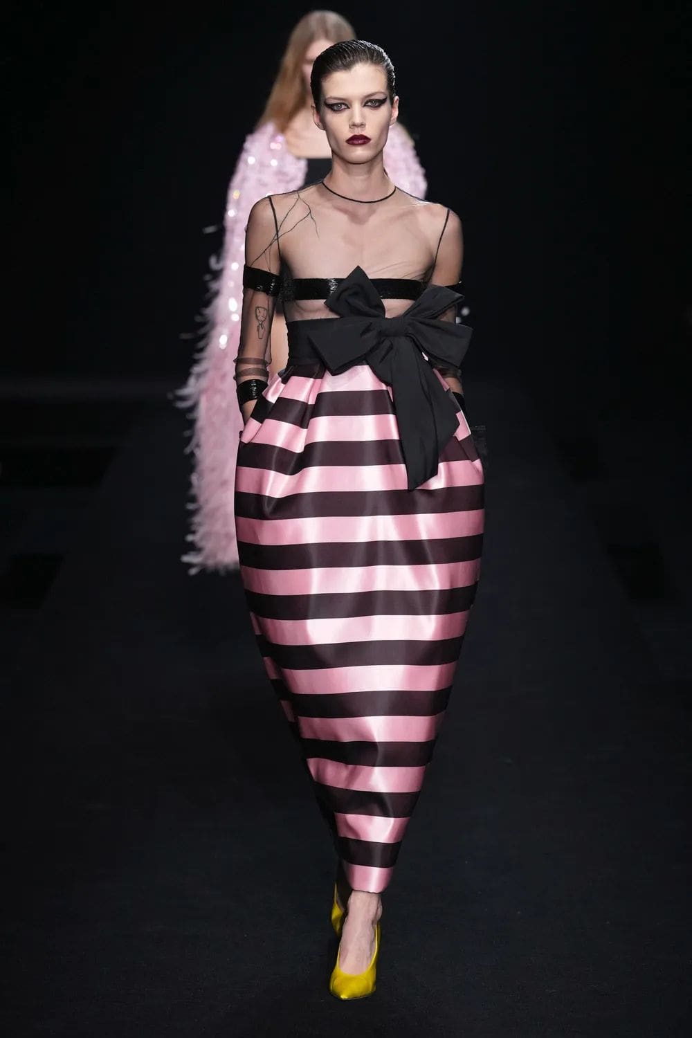 Valentino Haute Couture Printemps Été 2023 Runway Magazine 24