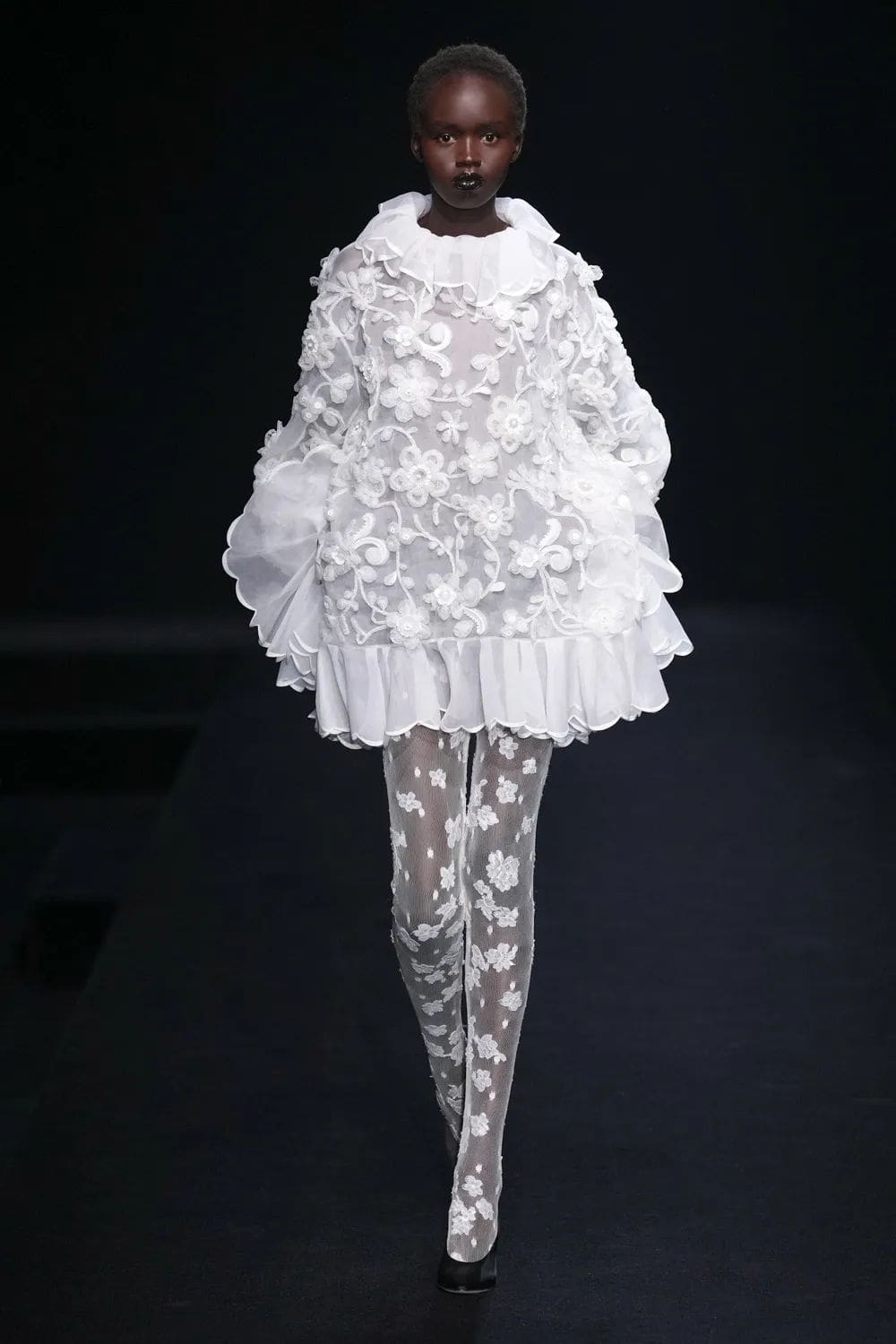Valentino Haute Couture Printemps Été 2023 Runway Magazine 37