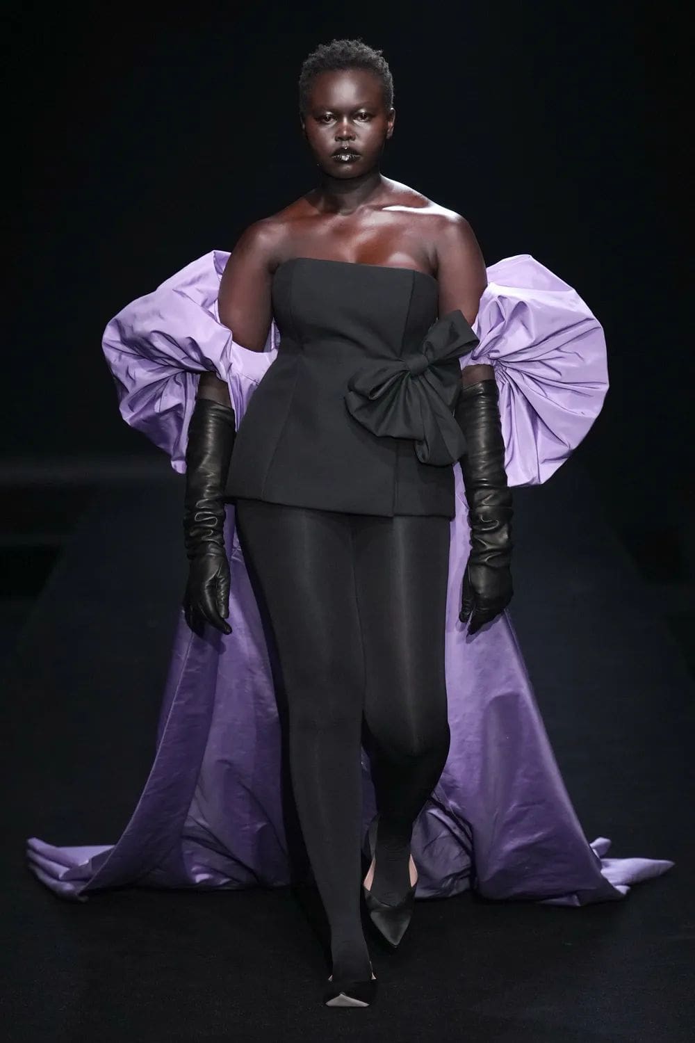 Valentino Haute Couture Printemps Été 2023 Runway Magazine 46