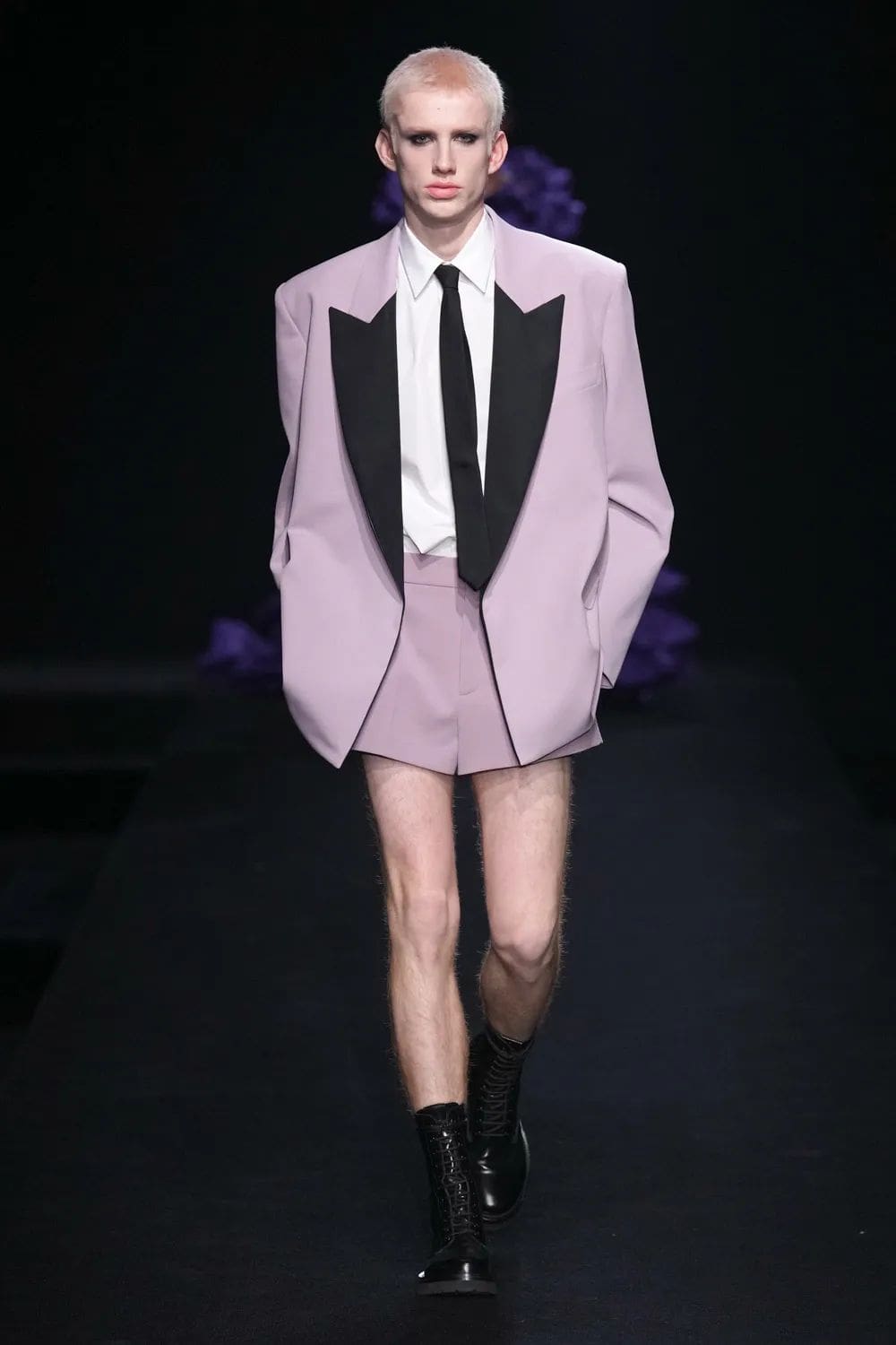 Valentino Haute Couture Printemps Été 2023 Runway Magazine 48
