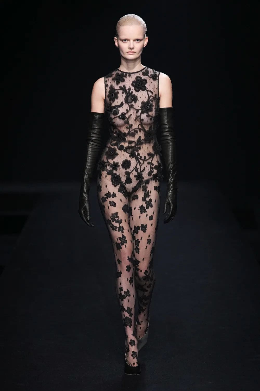 Valentino Haute Couture Printemps Été 2023 Runway Magazine 76