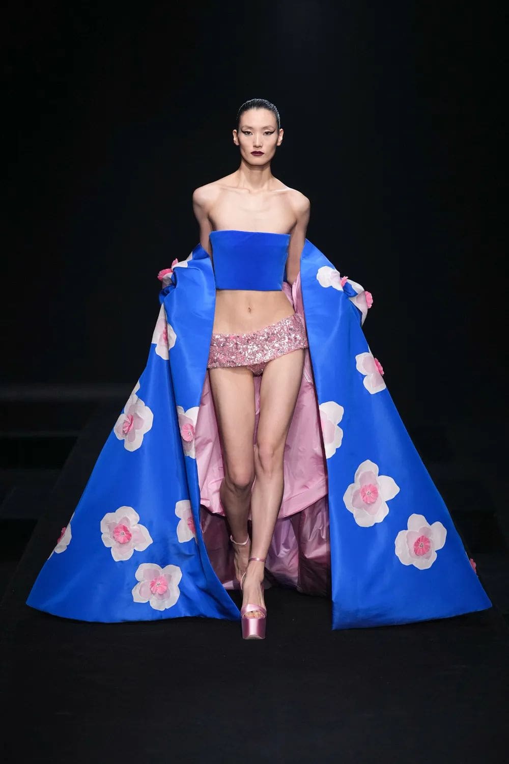 Valentino Haute Couture Printemps Été 2023 Runway Magazine 83