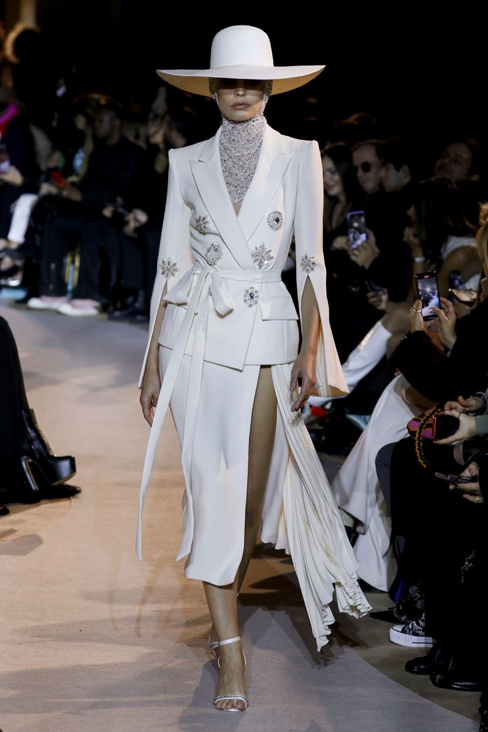 Zuhair Murad Alta Costura Primavera Verano 2023 Runway Magazine 3