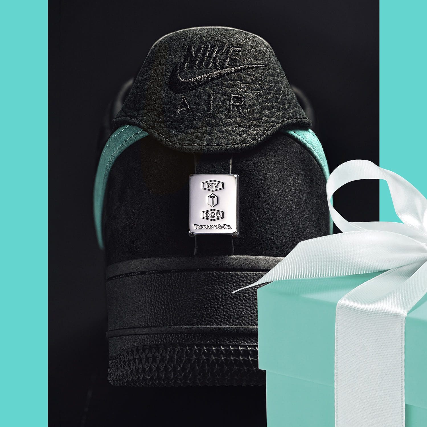4 Collezione TiffanyCo x Nike 2023 Runway Magazine