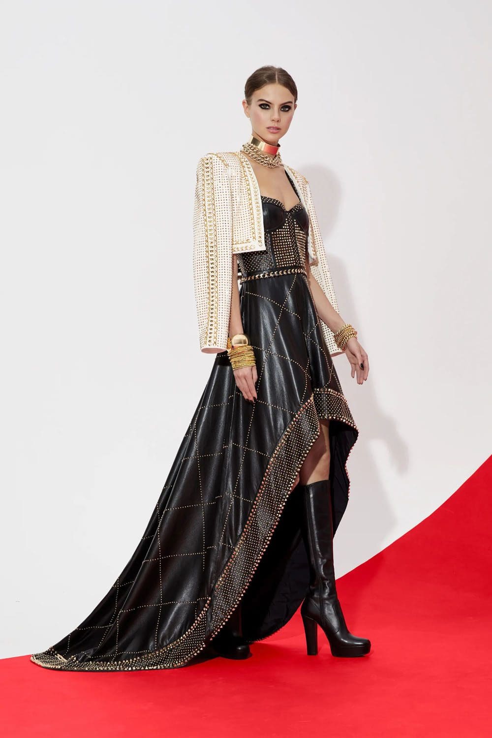 AliceOlivia Fall Winter 2023 2024 New York Runway Magazine 23