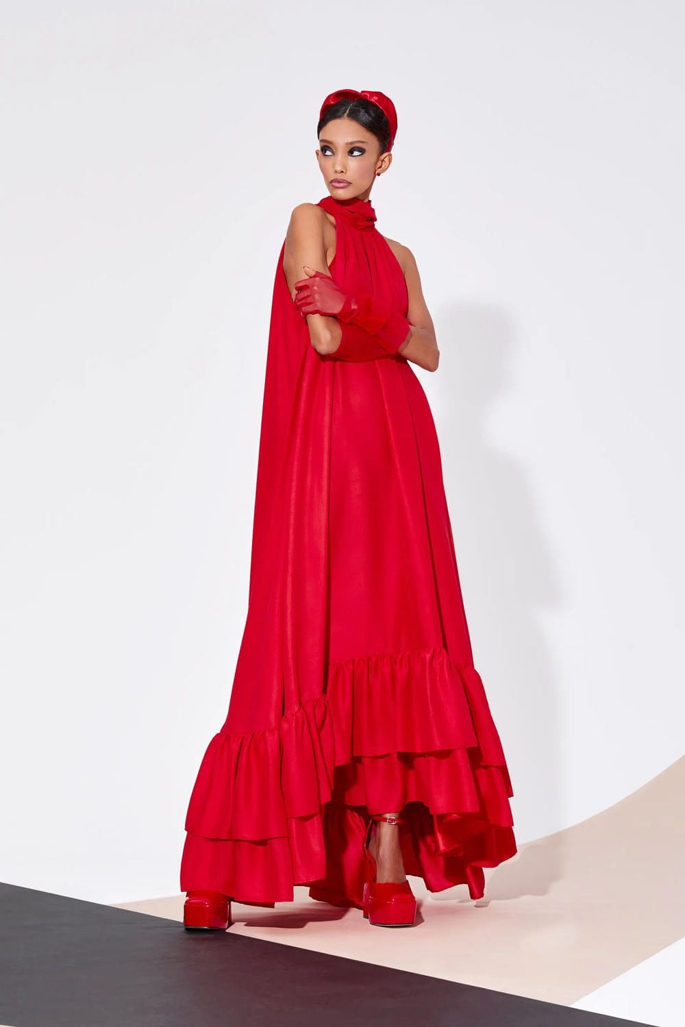 AliceOlivia Fall Winter 2023 2024 New York Runway Magazine 6