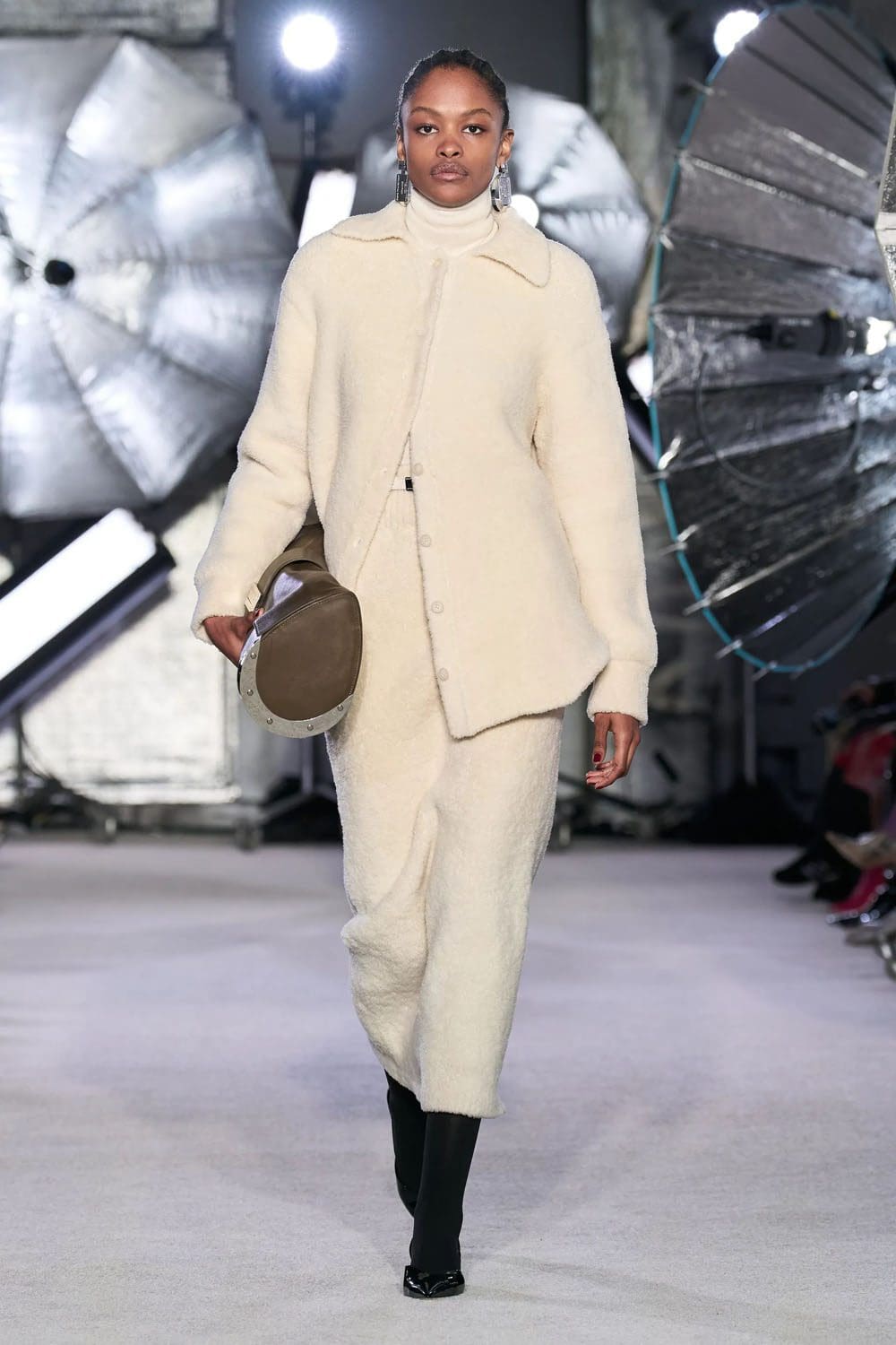 ブランドン・マクスウェル 秋冬 2023 2024 Runway 雑誌18