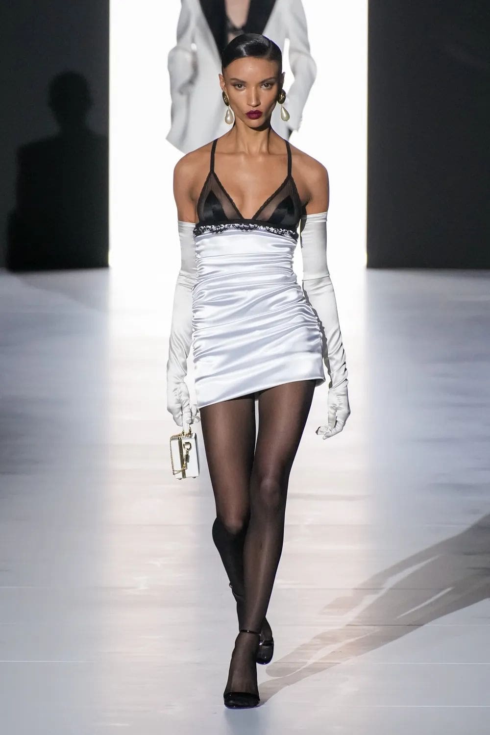Dolce Gabbana Otoño Invierno 2023 2024 Milán lista para usar Runway Magazine 45