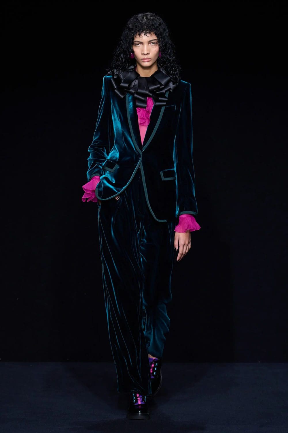 Emporio Armani Fall Winter 2023 2024 Ready to Wear Runway Magazine 37
