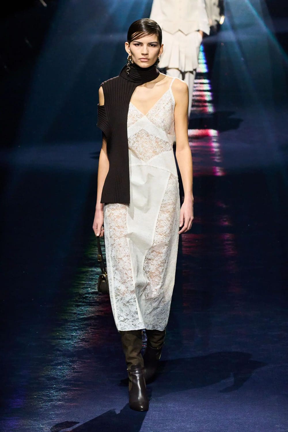 Fendi Fall Winter 2023 2024 Milan Runway Magazine 25