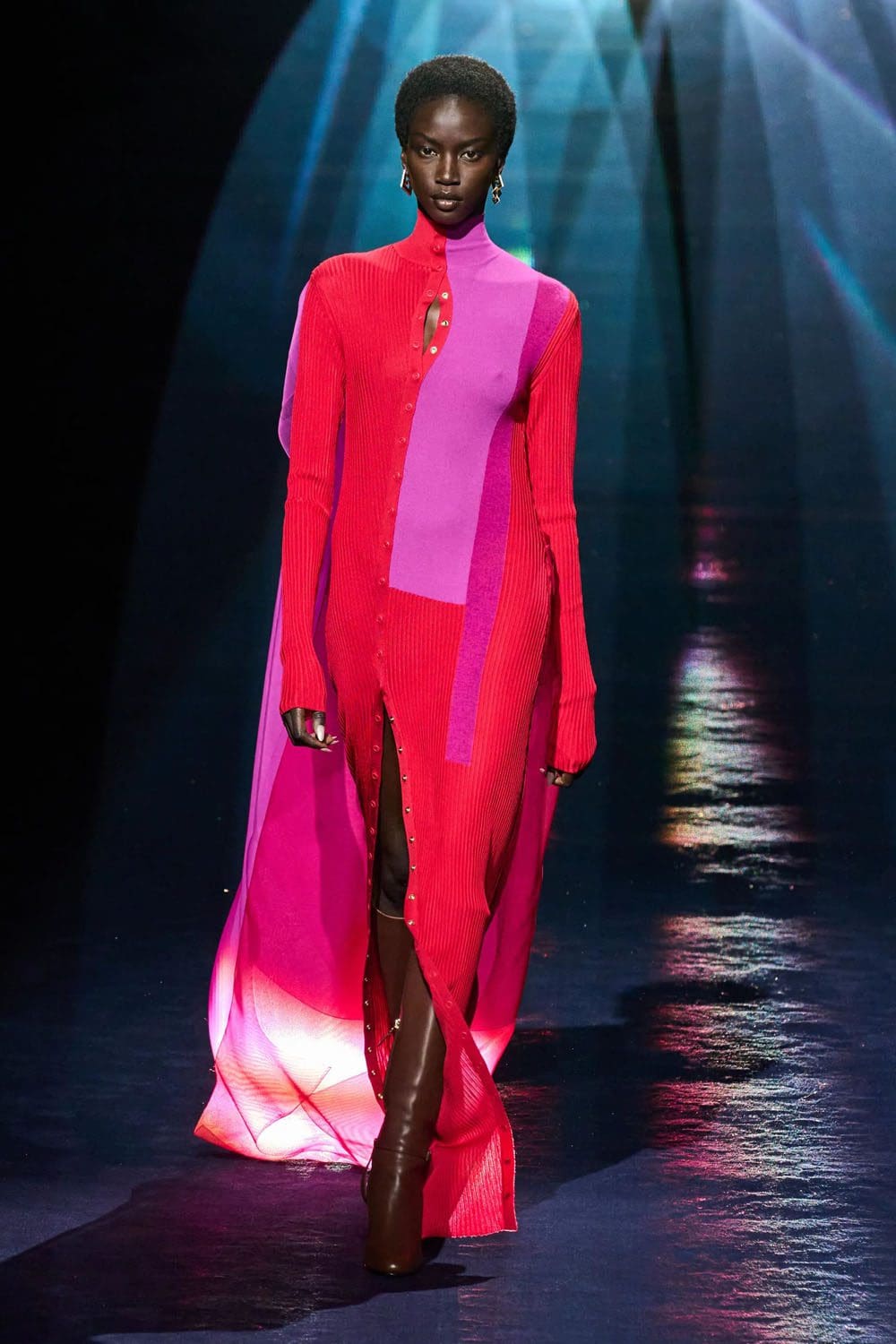 Fendi Fall Winter 2023 2024 Milan Runway Magazine 68
