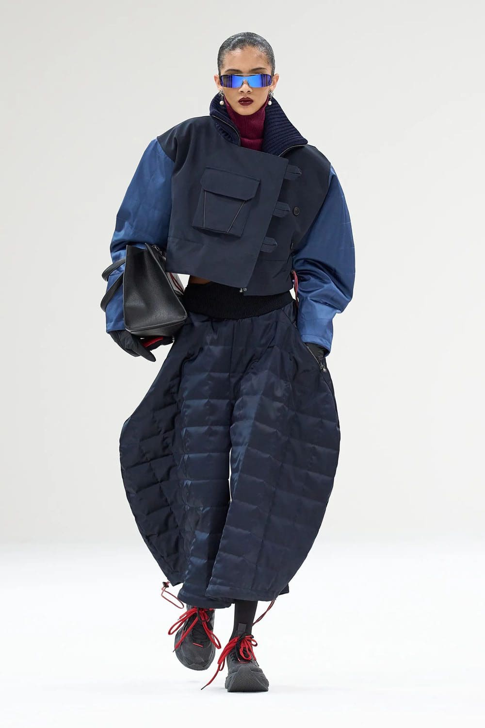 フェラーリ秋冬 2023 2024 ミラノ Runway 雑誌23