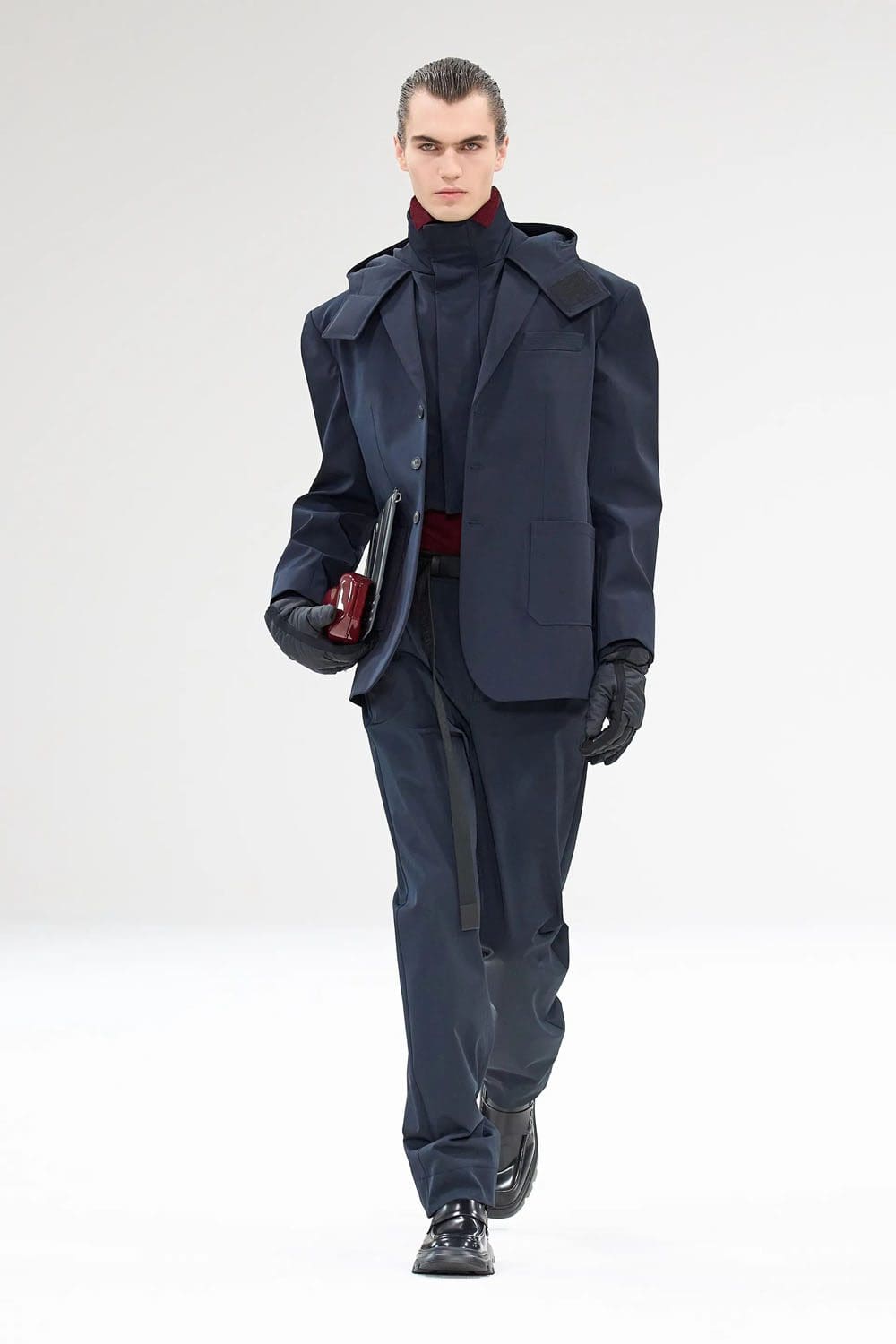 フェラーリ秋冬 2023 2024 ミラノ Runway 雑誌4