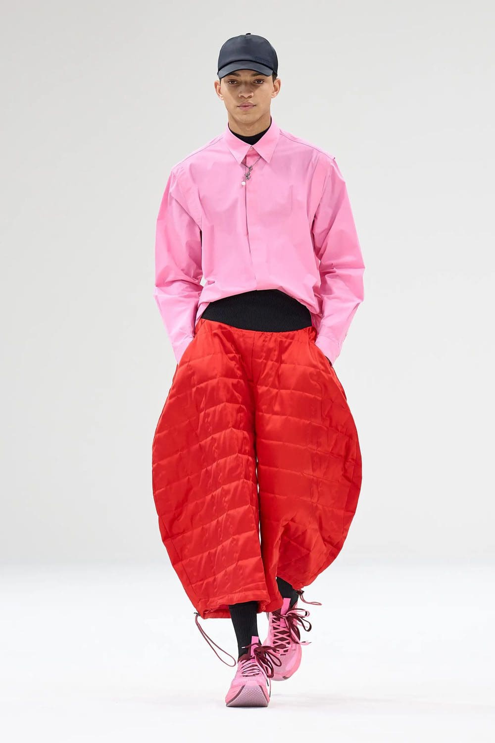 フェラーリ秋冬 2023 2024 ミラノ Runway 雑誌41
