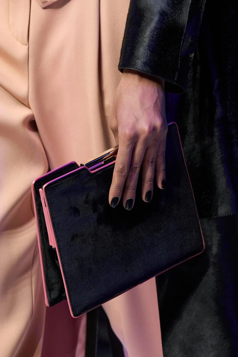 Giorgio Armani Fall Winter 2023 2024 Milan Runway Magazine 118