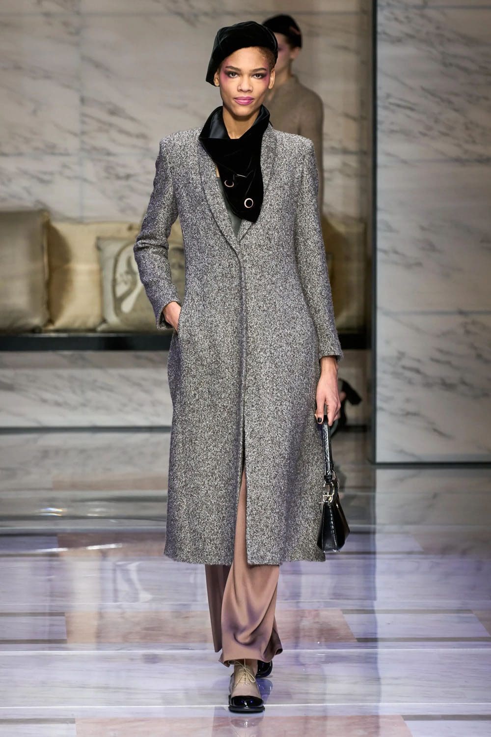 Giorgio Armani Fall Winter 2023 2024 Milan Runway Magazine 19