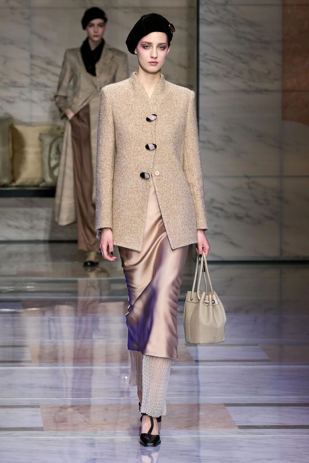 Giorgio Armani Fall Winter 2023 2024 Milan Runway Magazine 20