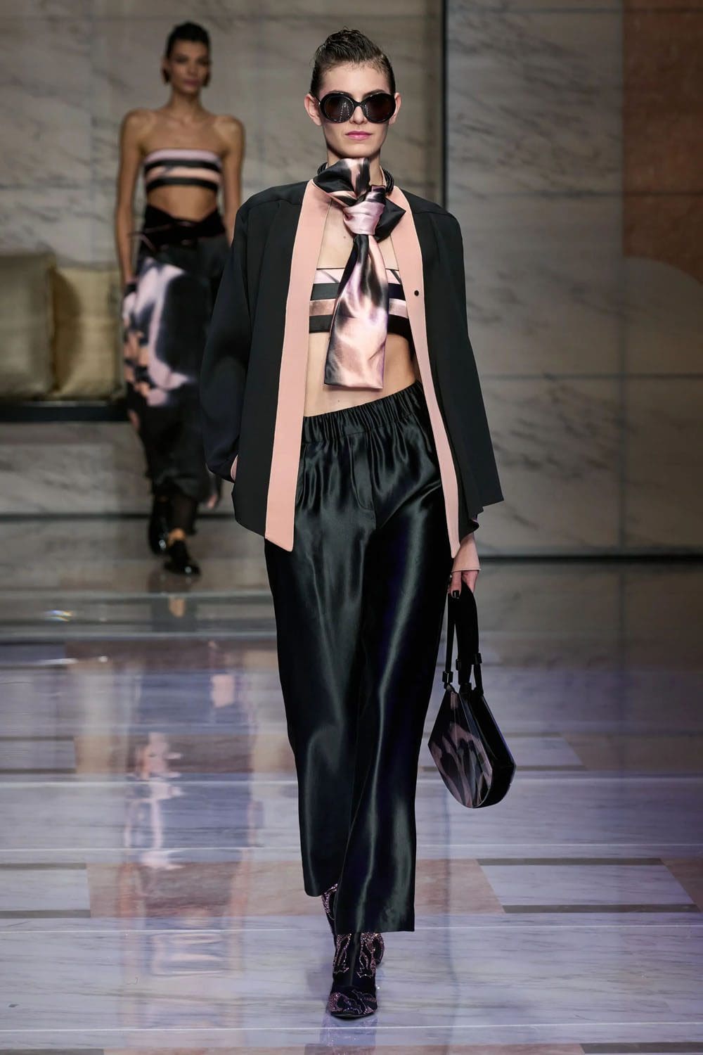 Giorgio Armani Fall Winter 2023 2024 Milan Runway Magazine 53