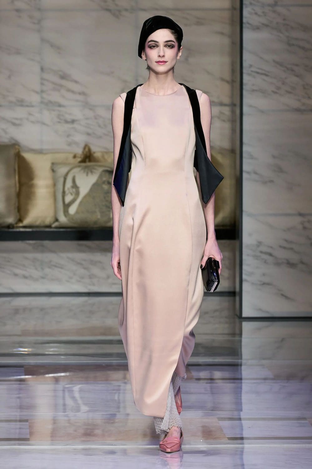 Giorgio Armani Fall Winter 2023 2024 Milan Runway Magazine 7