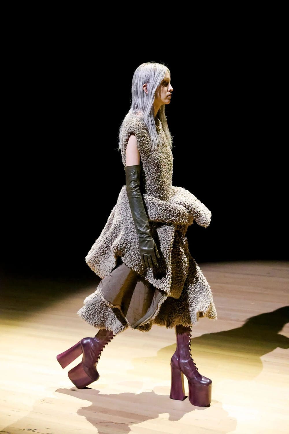 マークジェイコブス 春 2023 ニューヨーク Runway 雑誌18