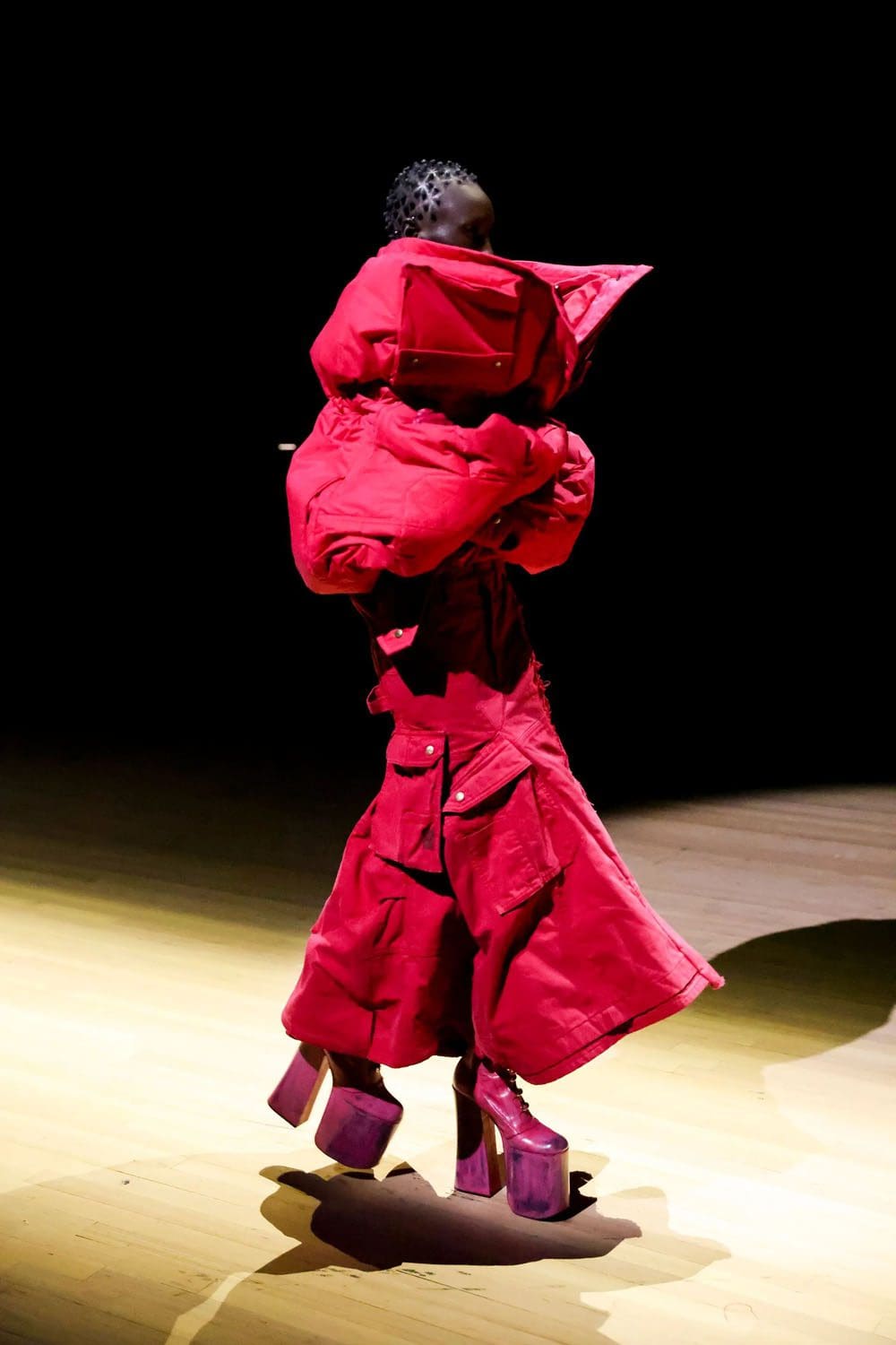 マークジェイコブス 春 2023 ニューヨーク Runway 雑誌27