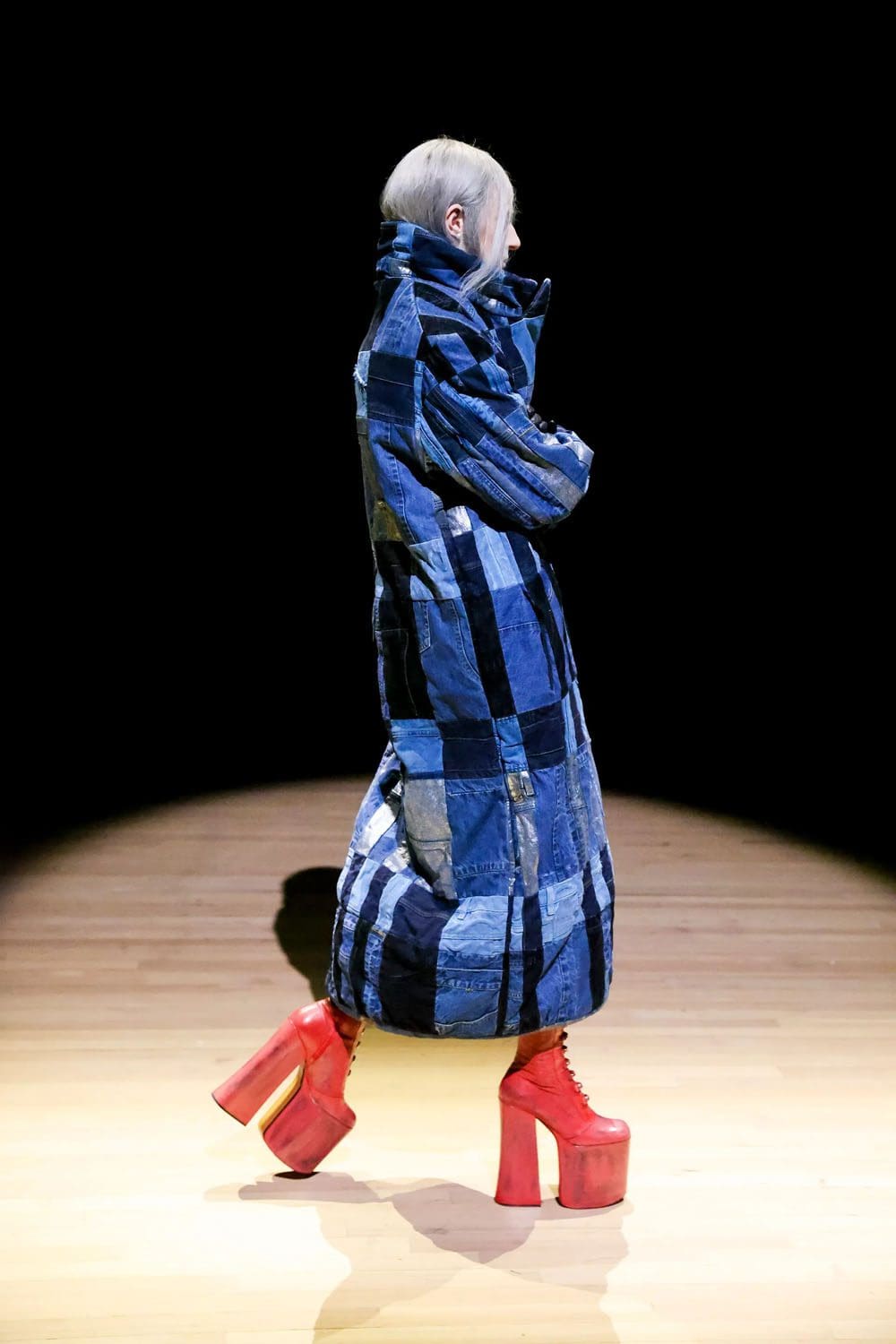 マークジェイコブス 春 2023 ニューヨーク Runway 雑誌33